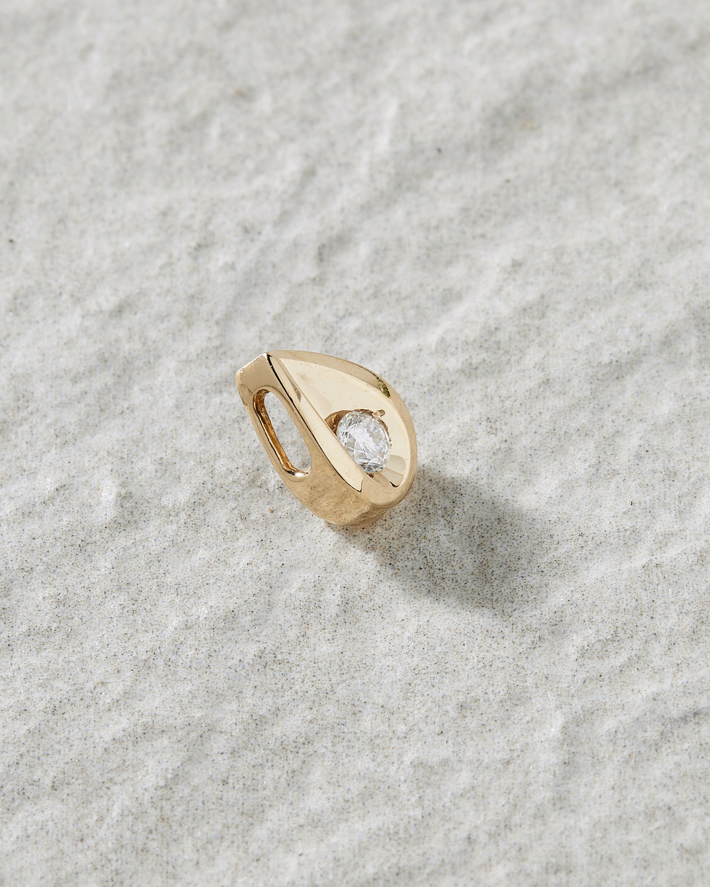 14k Yellow gold and diamond teardrop pendant