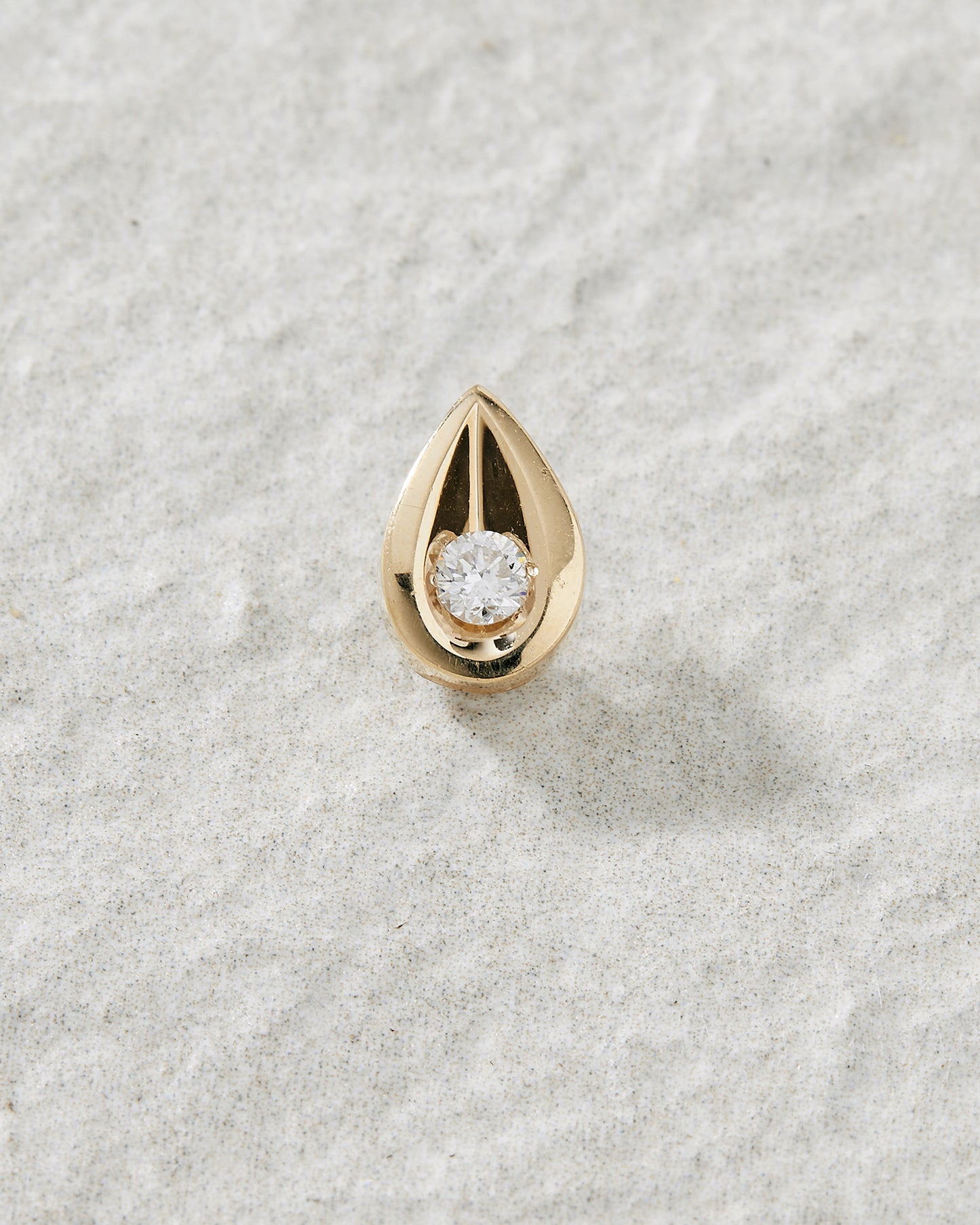 14k Yellow gold and diamond teardrop pendant